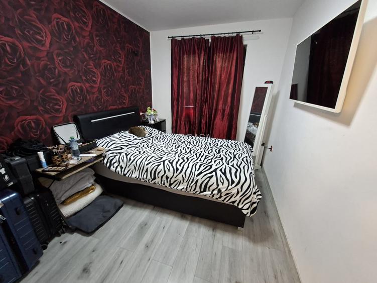 Apartament cu 3 camere, zona Alexandru cel Bun - 2