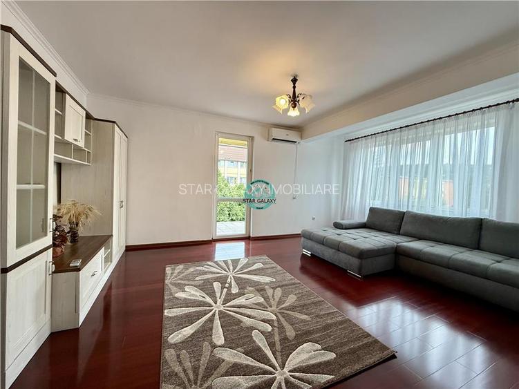 Apartament cu 3 camere si 2 bai, modern, in 7 Noiembrie - 2