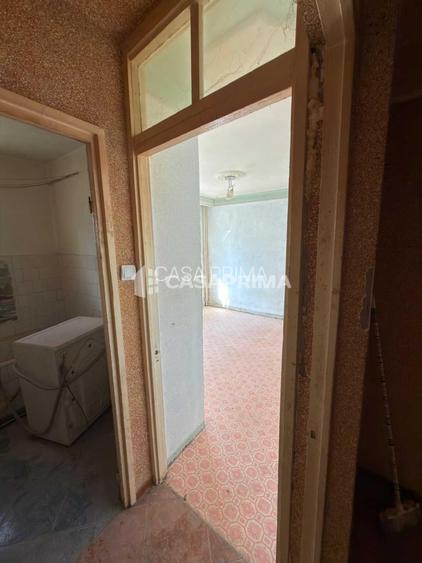 Apartament 2 camere, DECOMANDAT, Nicolina - Prima statie! Etaj 3 - 4