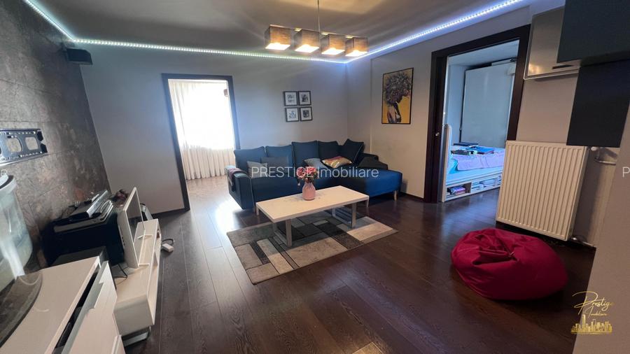 Apartament cu 4 camere de vanzare in zona Splaiul Crisanei - Oradea - 2