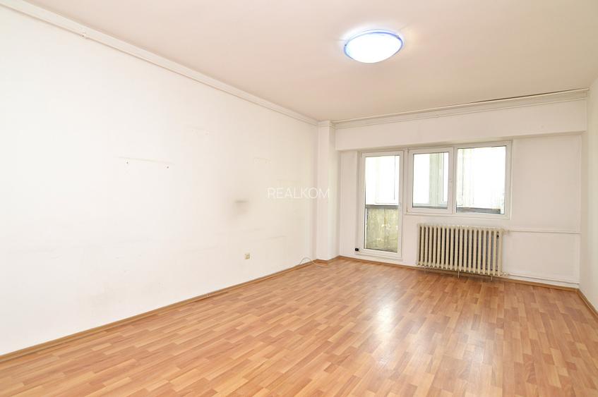 VANZARE GARSONIERA ZONA DECEBAL – METROU PIATA MUNCII -COMISION 0% - 7