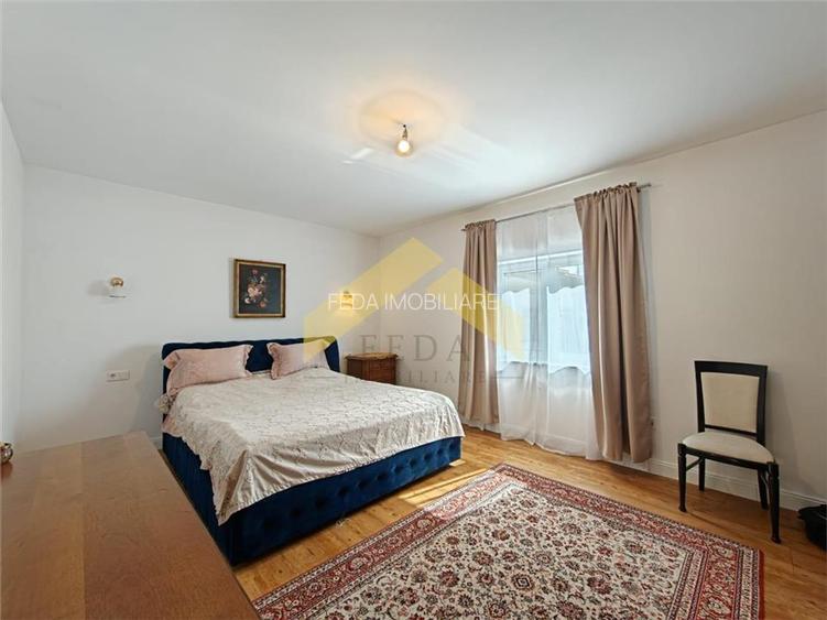 Casa la sol 5 camere de vanzare Vladimirescu - 5