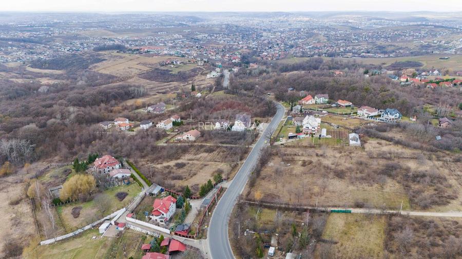 Teren 2,000mp Iași / Șoseaua Bucium - 2