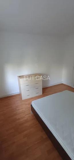 Apartament cu 2 camere, decomandat, zona Tatarasi - 3