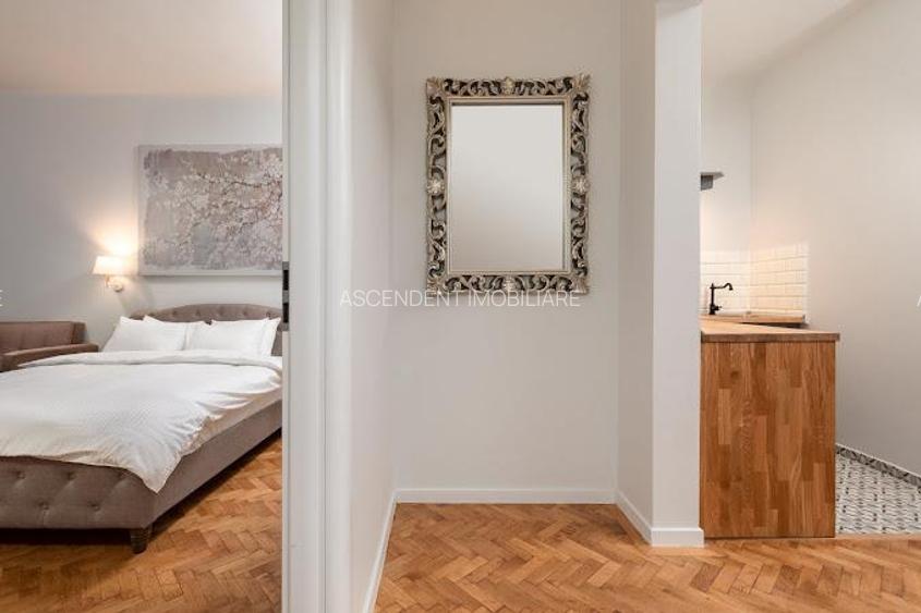 3 apartamente + transfer afacere, locuri parcare, Centrul Istoric, Brasov - 12