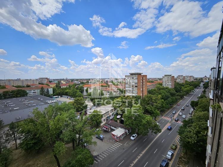 Apartament 2 camere , 50 mp utili, et.10/10, zona Circumvalatiunii - 10
