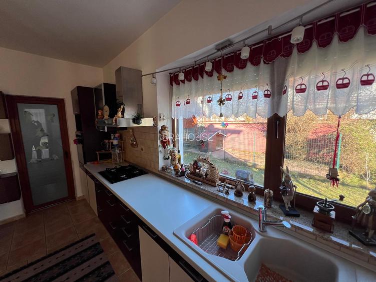 Casa cocheta de vanzare in Harman-Brasov - 6