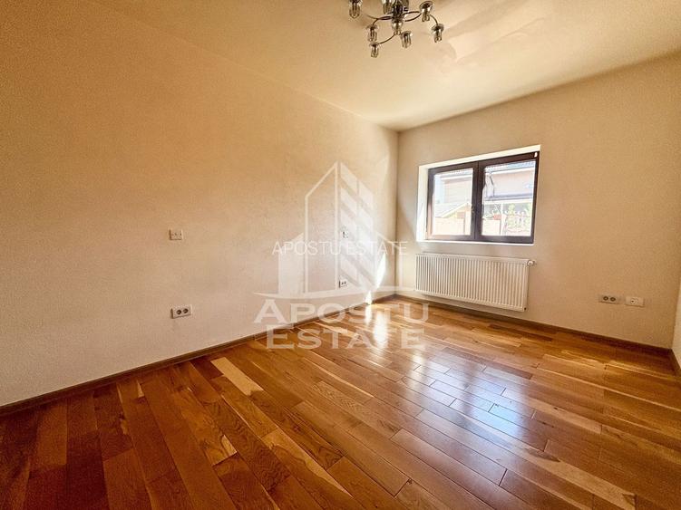 Jumatate de duplex de inchiriat, curte proprie, Ghiroda - 3