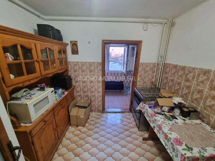 Casa de cultura-apartament 3 camere decomandat cu gaze - 5