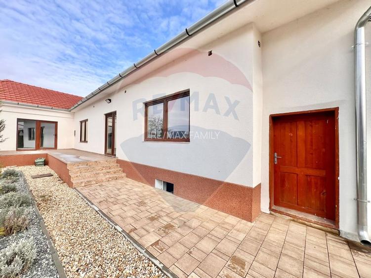 Casă de vânzare în zona Oncea, Str Ion Bogdan, teren 2.000 mp - 36