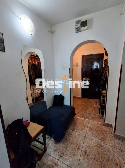 Apartament  3 camere, semidecomandat, Alexandru Cel Bun, 89.900 EURO - 2