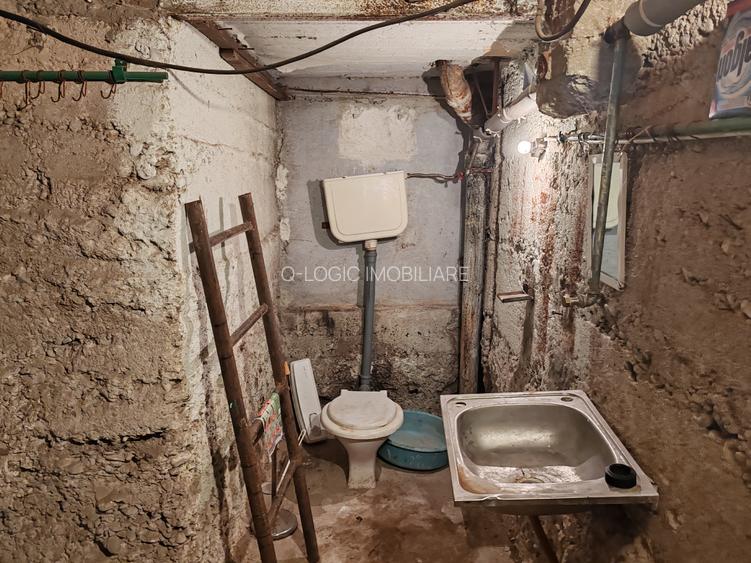 Apartament 4 camere in casa, curte proprie zona Centrul Istoric - 19