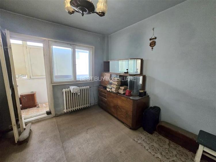 4 CAMERE 2 BAI DECOM ION MIHALACHE TURDA PARC REGINA MARIA ET 6/10 AN 1982 - 9