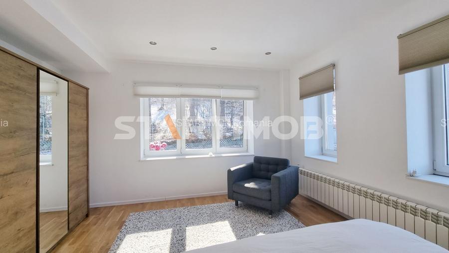 Vila mobilata tip duplex 5 camere - 21