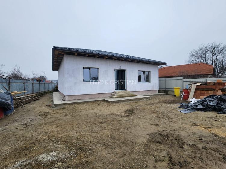 Casa noua cu 3 camere - Letea Veche / Comision 0 % - 3