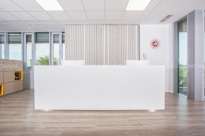 Spațiu de birou privat pentru 4 persoane în Regus Sun Business Centre - 4