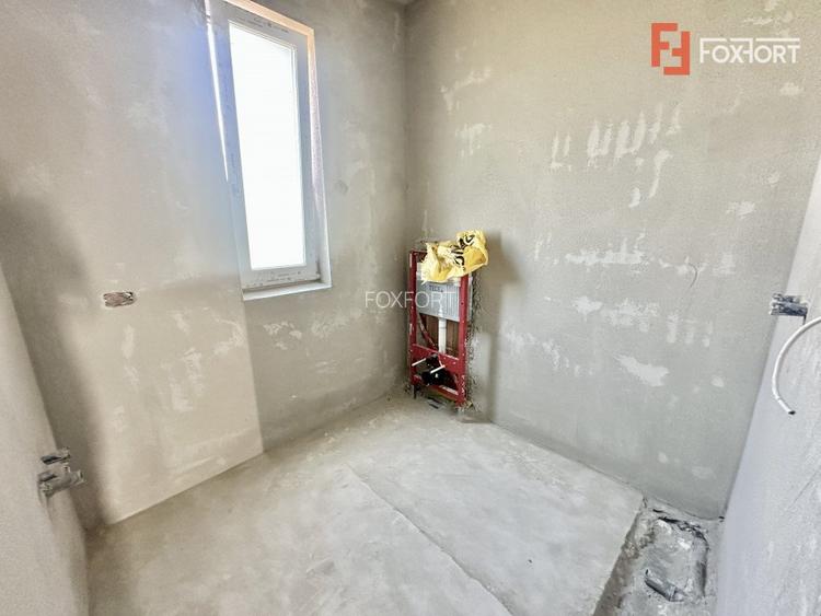 Duplex cu 5 camere si 380 mp teren cu panouri fotovoltaice - Mosnita Noua - 14