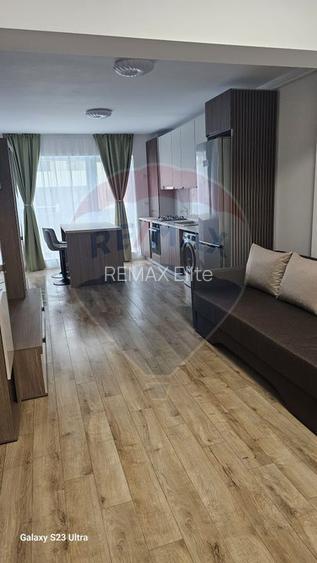 Apartament cu 2 camere de închiriat - 13