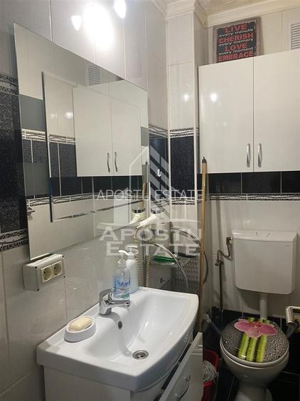 Apartament cu trei camerecentrala proprie Atrium Mall - 16