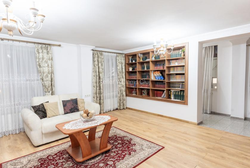 Pensiune Turistica cu Sala de Mese + Casa de Locuit in Cristesti  - 10