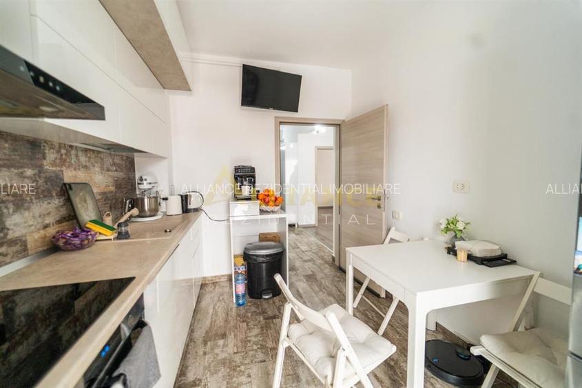Apartament spatios cu 3 camere si 2 bai, situat în complexul Creative - 7