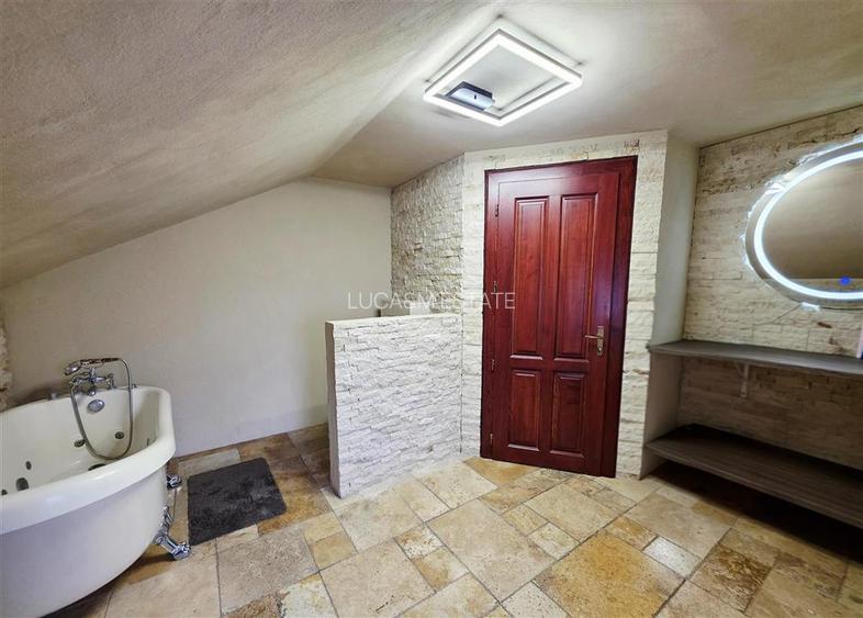 Vila, Cerneteaz, Teren Generos, Casa de Oaspeti, Beci, Garaj - 20