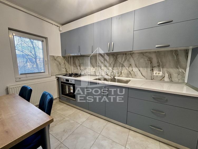 Apartament 3 camere,centala proprie, decomandat, Zona Lipovei - 4