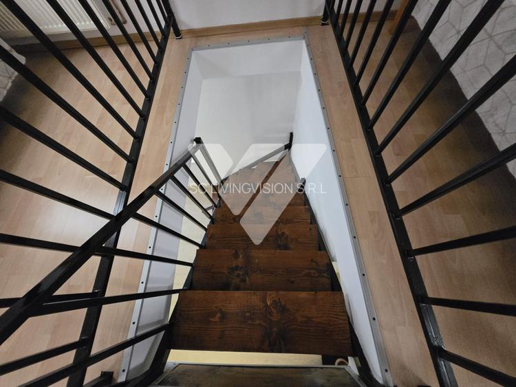 Apartament tip mansarda 3 camere de vanzare Zona Strand - 10