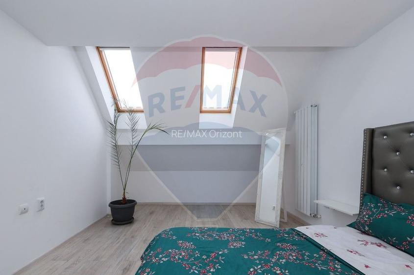 Apartament cu scara interioara, zona Coresi! - 13