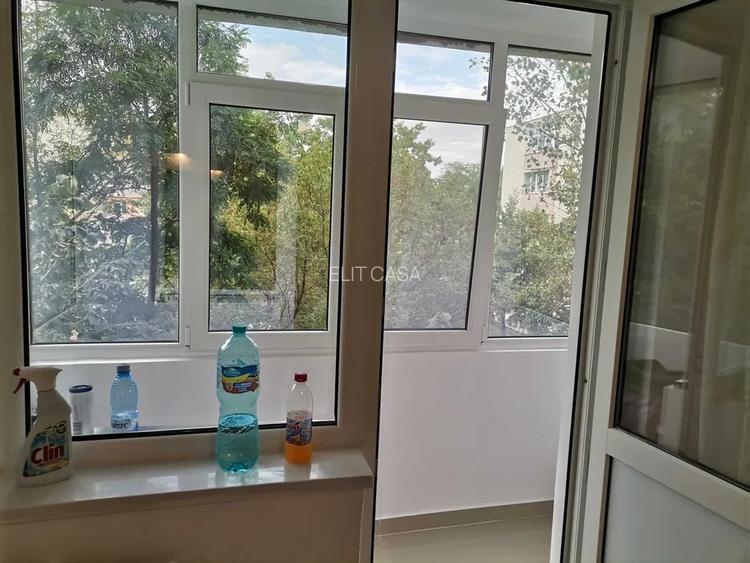 Apartament cu 2 camere, etajul 2/10, zona Podu Ros - 7