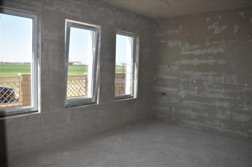 Casa individuala - garaj - finisaje premium - asfalt - toate utilitatile - 9