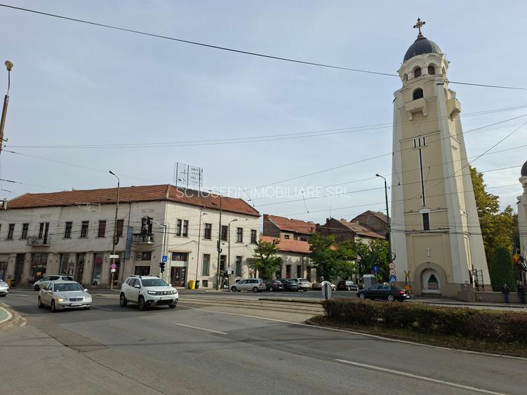 Piata Sinaia, Spatiu pentru diverse activitati - 16