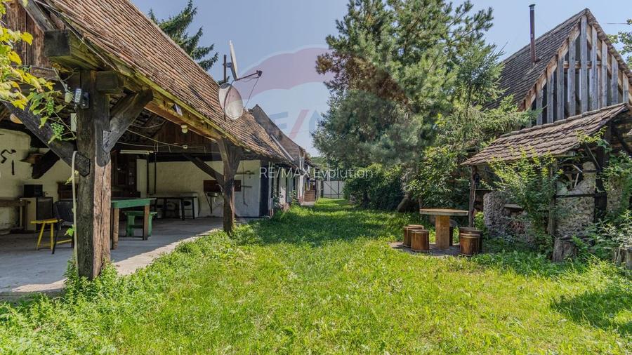Casă Saseasca cu Poveste in inima Transilvaniei/5500 mp teren/Bunesti - 4