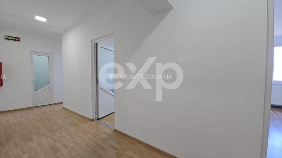 Spațiu comercial de închiriat, 60mp, Centrul civic- Toamnei - 700 Euro - 7