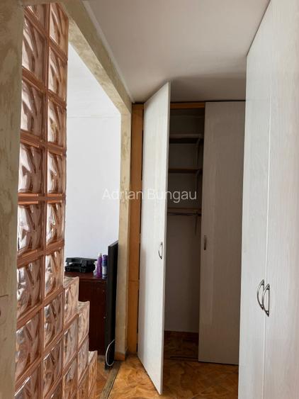 Apartament 3 camere, tip D, etaj 4/6 (lift nou), Bulevardul Decebal - 12