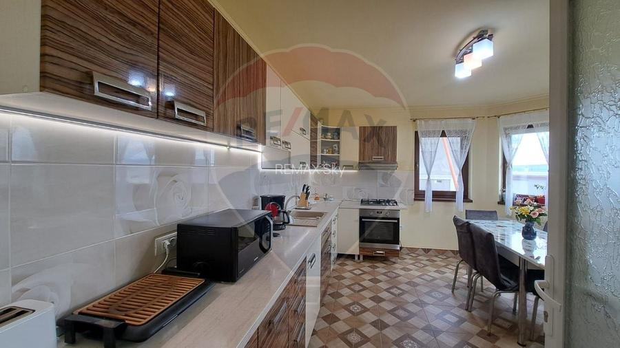 Casă de vânzare în Alba Iulia, zona Schit - 5