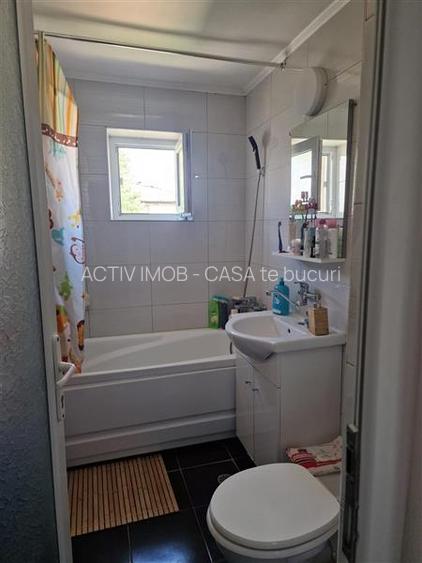 Apartament 2 camere de vanzare in micro 6 strada Basarabiei - 6
