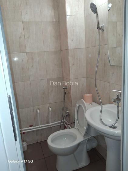 Garsoniera compacta universitate - romana - 3