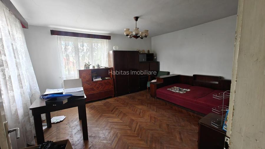 Casa cu teren de 380 mp, front la doua strazi, Gruia - 3