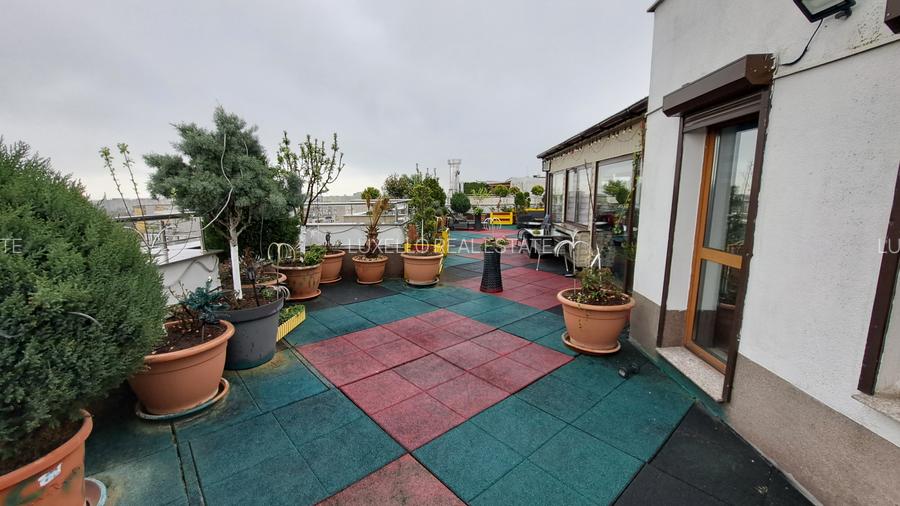 PENTHOUSE LUX - LOCATIE EXCELENTA -VIEW SUPERB - TERASA AMENAJATA 300 MP - 4