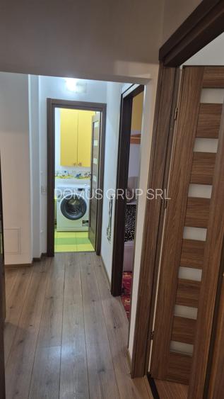 Oferim spre închiriere apartament cu trei camere zona Cora - 9