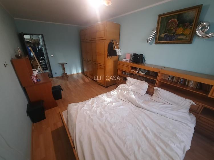 Apartament cu 2 camere decomandat 3/8, zona Nicolina - 4