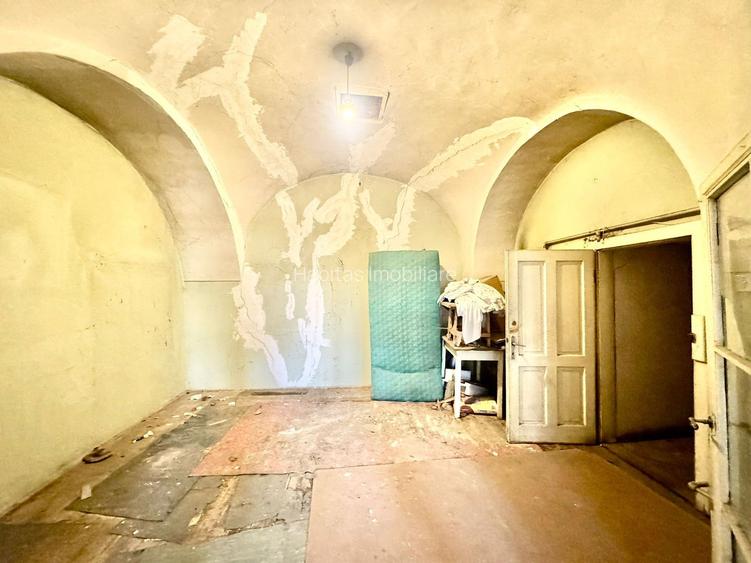 Apartament 2 camere 69mp/parcare  - cladire an 1654 - Centru istoric - 8