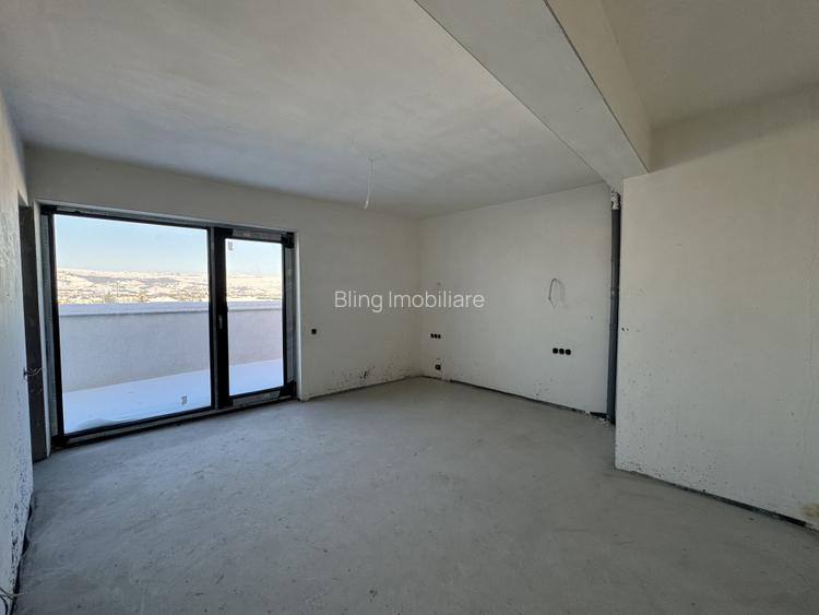 Apartament 3 camere, 94 mp utili, terasa 23 mp, zona Podului IRA - 3