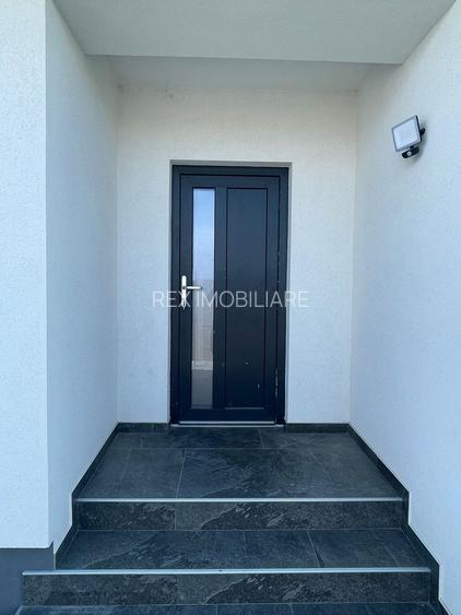 Duplex cu arhitectura deosebita - Mosnita Noua - 15