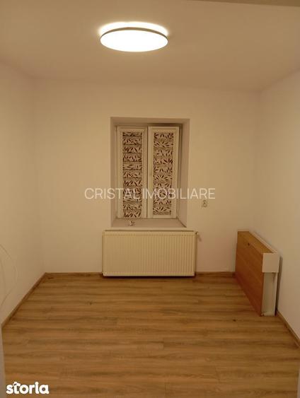 Garsoniera renovata, centrul vechi, centrala proprie, imobil fara risc - 2