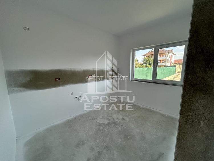 Vand apartament in triplex P+E+M, proiect deosebit, la alb, Sacalaz. - 14