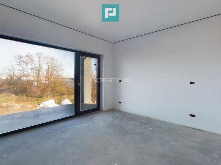 Vilă modernă în Șofronea - 14