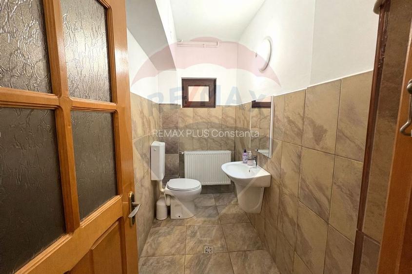 Casă / Vilă cu 5 camere de închiriat în zona Palazu Mare - 14