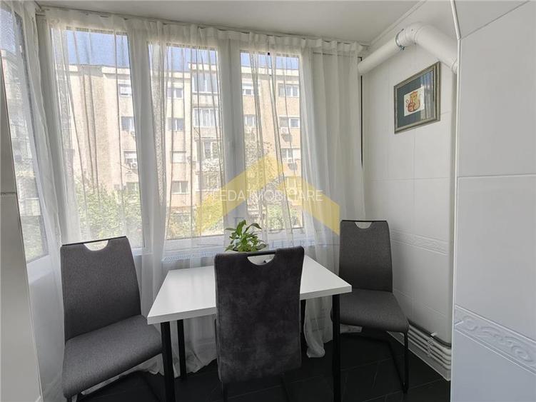 Apartament de vanzare Micalaca, zona Miorita - 12